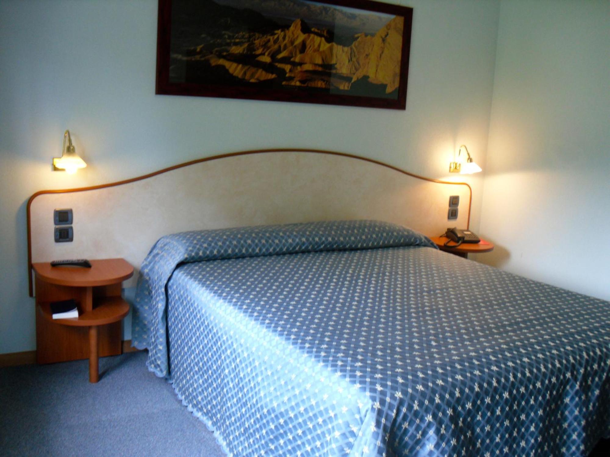 Garni Bellavista Hotell Calceranica al Lago Eksteriør bilde